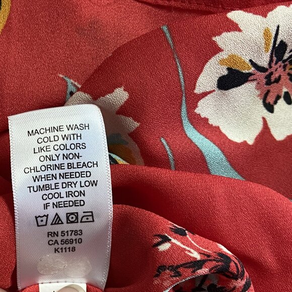 Maurices Sleeveless Red Floral Top X-Large - Picture 4 of 7